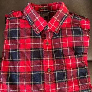Eddie Bauer long-sleeved red plaid flannel shirt